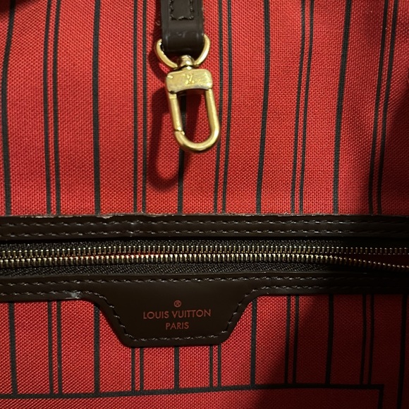 Authentic Louis Vuitton Neverfull MM in Damier Enene - Picture 11 of 12